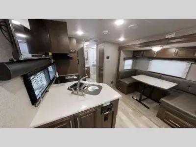 2020 Forest River Rockwood Mini Lite 2507S photo 4