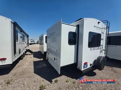 2026 Keystone Cougar Half-Ton 25FKD photo 3