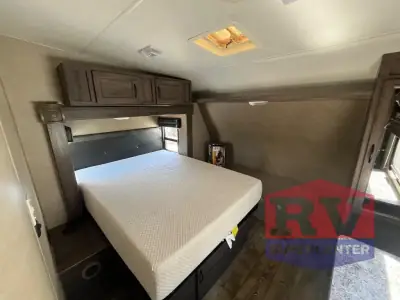 2018 Pacific Coachworks Sandsport 25EX photo 13