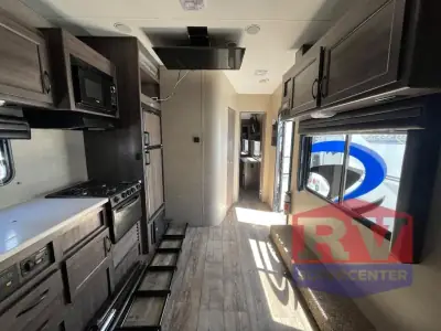 2018 Pacific Coachworks Sandsport 25EX photo 11