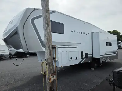 2027 Alliance Avenue All-Access 29RL photo 2