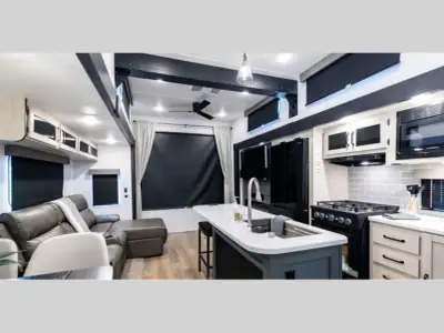2026 Forest River Puma Vista 422LFT photo 3