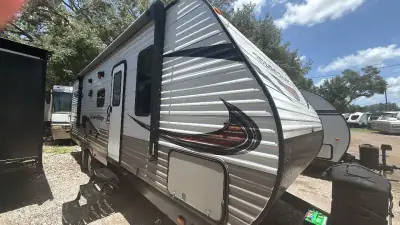2019 Starcraft Autumn Ridge Outfitter 26BHS photo 5