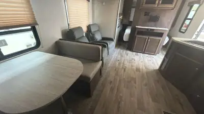 2019 Starcraft Autumn Ridge Outfitter 26BHS photo 15