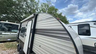 2020 Wildwood By Forest River X-Lite 171RBXL photo 33