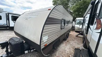2020 Wildwood By Forest River X-Lite 171RBXL photo 3