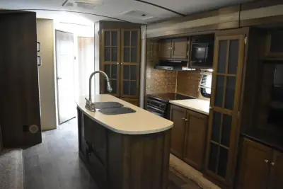 2018 Keystone Bullet 30RIPR photo 16