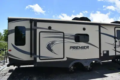 2018 Keystone Bullet 30RIPR photo 4