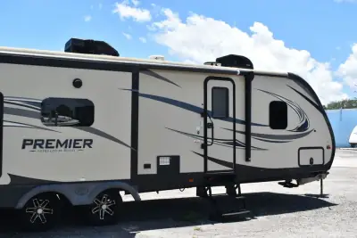 2018 Keystone Bullet 30RIPR photo 12