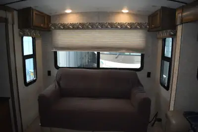 2018 Keystone Bullet 30RIPR photo 25