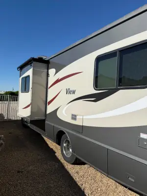 2016 WINNEBAGO VIEW photo 2