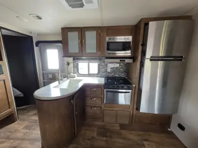 2018 Forest River Salem LE 28CKDS photo 12