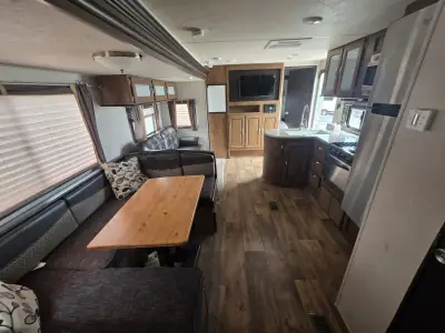 2018 Forest River Salem LE 28CKDS photo 8