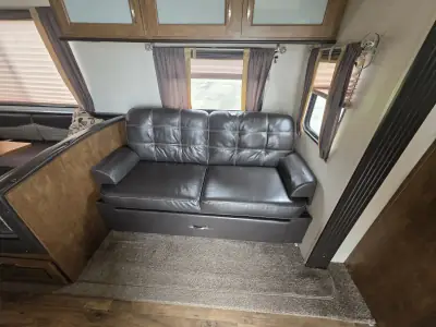 2018 Forest River Salem LE 28CKDS photo 10