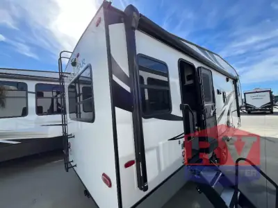 2021 Keystone Cougar Half-Ton 24RDS photo 6