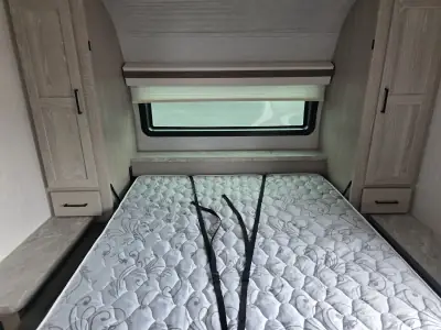 2022 Forest River Rockwood Mini Lite 2104S photo 10