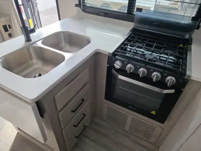 2022 Forest River Rockwood Mini Lite 2104S photo 14