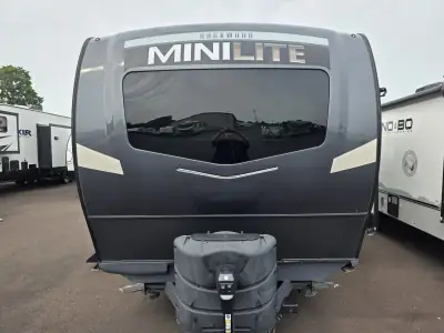 2022 Forest River Rockwood Mini Lite 2104S photo 3