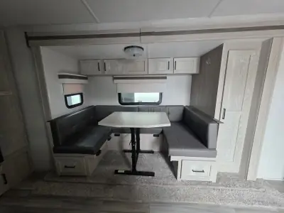 2022 Forest River Rockwood Mini Lite 2104S photo 11