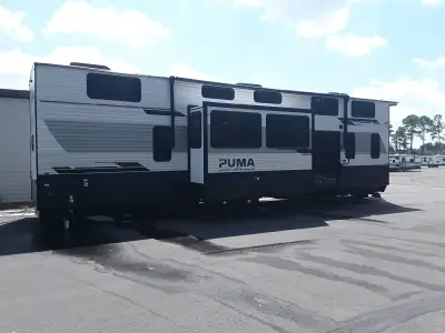 2027 Palomino PALOMINO PUMA 421LFT