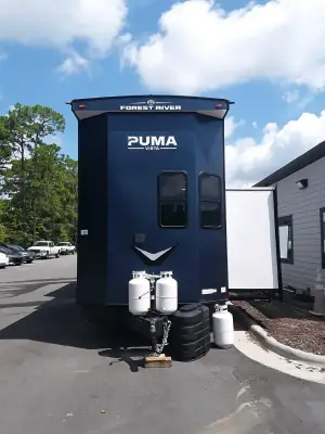 2027 Palomino PALOMINO PUMA 421LFT photo 7