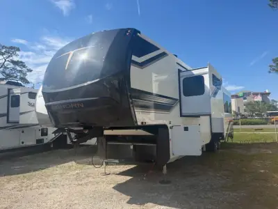 2026 Heartland BIGHORN 39RK photo 2