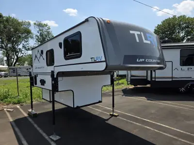 2026 Travel Lite Up Country 775U