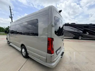 2026 Ogv V-Cruise 10OB photo 8