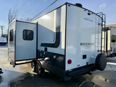 2026 Forest River Rockwood Mini Lite 2205S photo 3