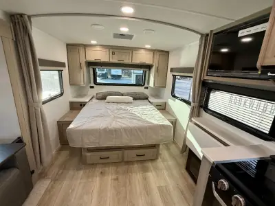 2026 Forest River Rockwood Mini Lite 2205S photo 7