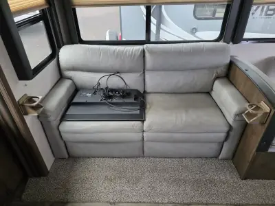 2019 Keystone Cougar Half-Ton 27RES photo 11
