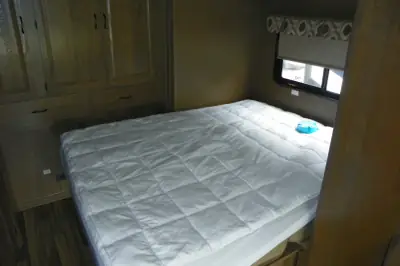 2017 Coachmen Prism 2200 LE photo 9