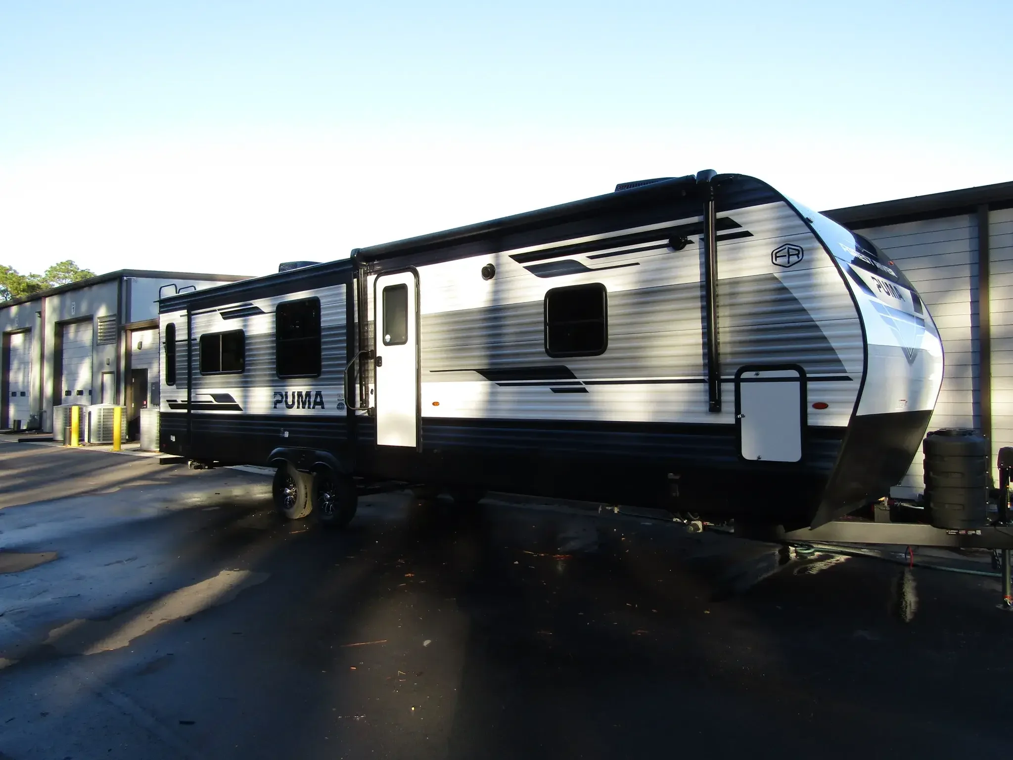 2026 Palomino PALOMINO PUMA 31RLQS exterior