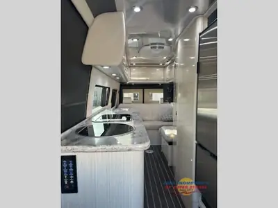2017 Airstream Interstate Grand Tour EXT photo 15