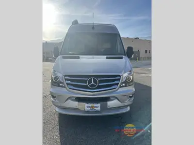 2017 Airstream Interstate Grand Tour EXT photo 2