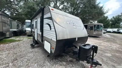 2017 Starcraft AR-ONE MAXX 23FB photo 34