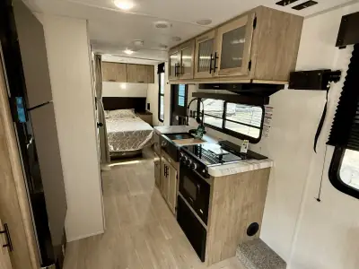 2026 Forest River Cherokee Grey Wolf 20RDSE photo 18