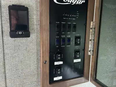 2017 Keystone Cougar 330RBK photo 27
