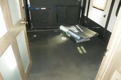 2018 Dutchmen Voltage V3605 photo 14