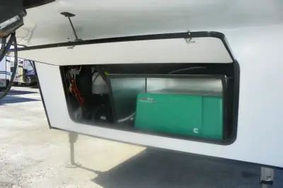 2018 Dutchmen Voltage V3605 photo 36