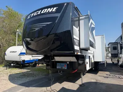 2026 Heartland CYCLONE 3511