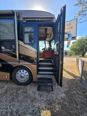 2004 Fleetwood AMERICAN TRADITION 40Q photo 2