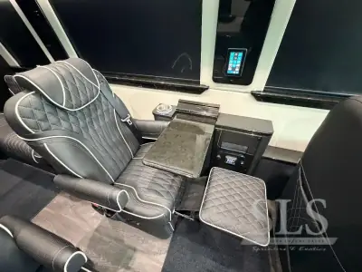 2026 Midwest Automotive Designs Luxe Cruiser D6 AWD photo 30