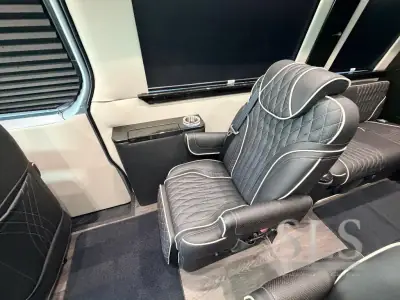 2026 Midwest Automotive Designs Luxe Cruiser D6 AWD photo 33