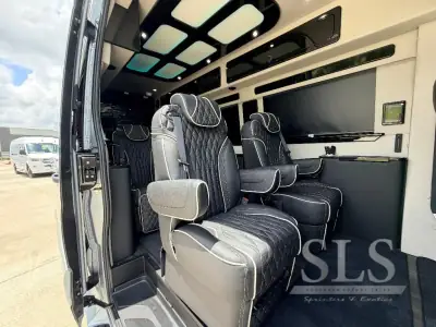 2026 Midwest Automotive Designs Luxe Cruiser D6 AWD photo 21