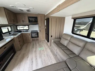 2027 Forest River ULTRALITE 2711RK Rockwood photo 13