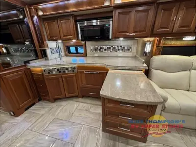 2018 Tiffin Motorhomes Allegro Bus photo 18