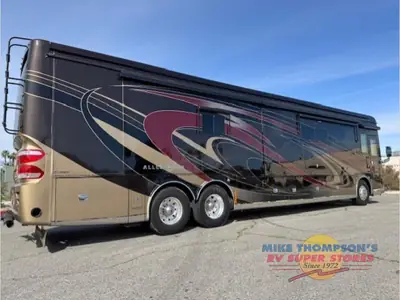 2018 Tiffin Motorhomes Allegro Bus photo 3