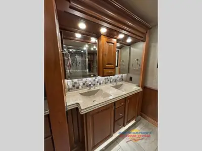 2018 Tiffin Motorhomes Allegro Bus photo 27