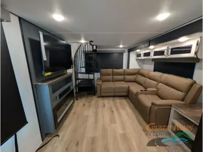 2026 Forest River Puma Vista 423LFT photo 7